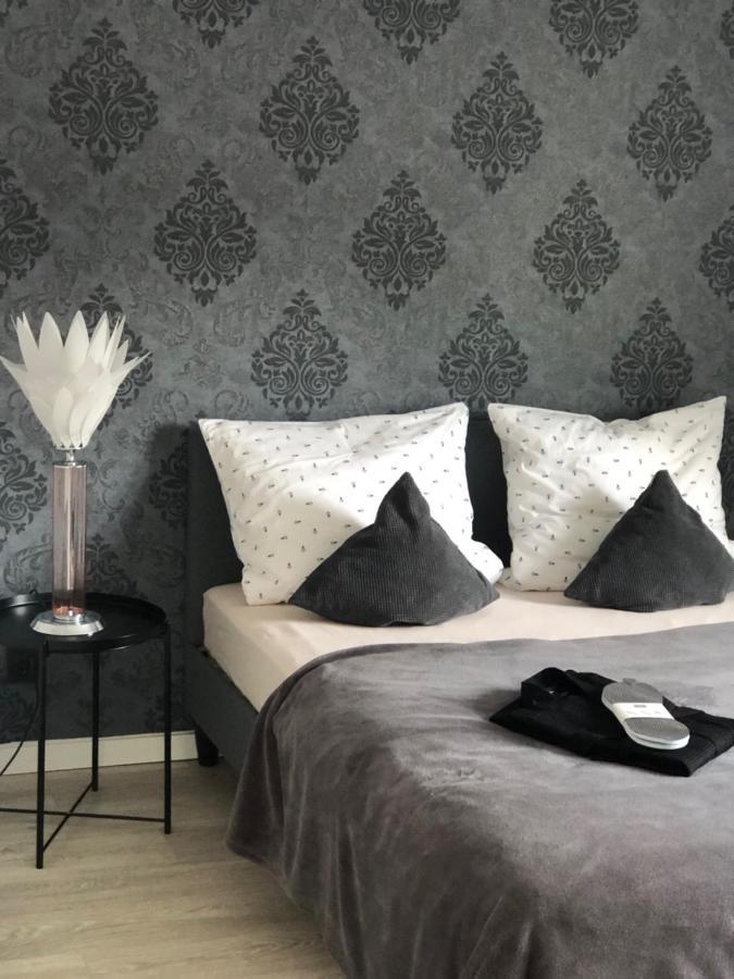 Body Kult Loft - Modernes Appartement Mit 2 Separaten Schlafzimmern Цвікау Екстер'єр фото