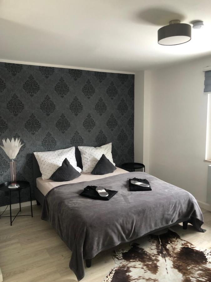 Body Kult Loft - Modernes Appartement Mit 2 Separaten Schlafzimmern Цвікау Екстер'єр фото